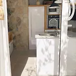 Casita Blanca Cerca De Timanfaya