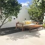 Casita Blanca Cerca De Timanfaya