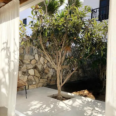 Casita Blanca Cerca De Timanfaya Appartement